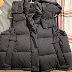 Lululemon wonderpuff vest in black